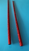 2 stk. røde smalle glitter dekorations kegler. Ø i bunden af keglen ca. Ø 1 cm. Længde ca.25 cm.